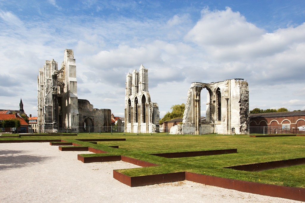 Sint-Bertinusabdij abdij sint omaars saint omer hdr ruine klooster bertinus abt rooms religie religion abbaye katholiek